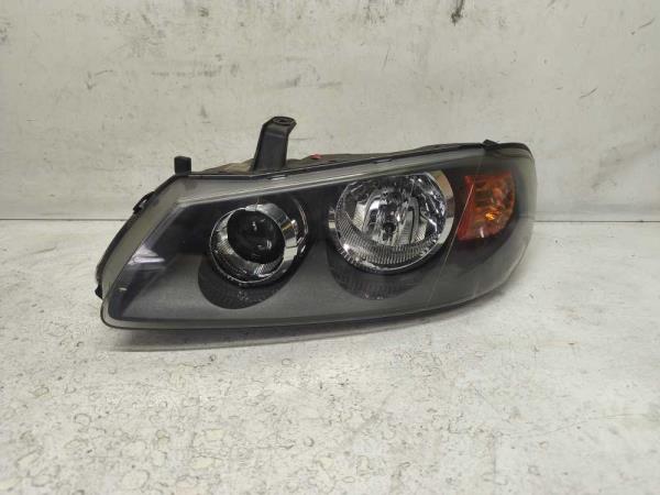 PHARE GAUCHE NISSAN - Vue 1